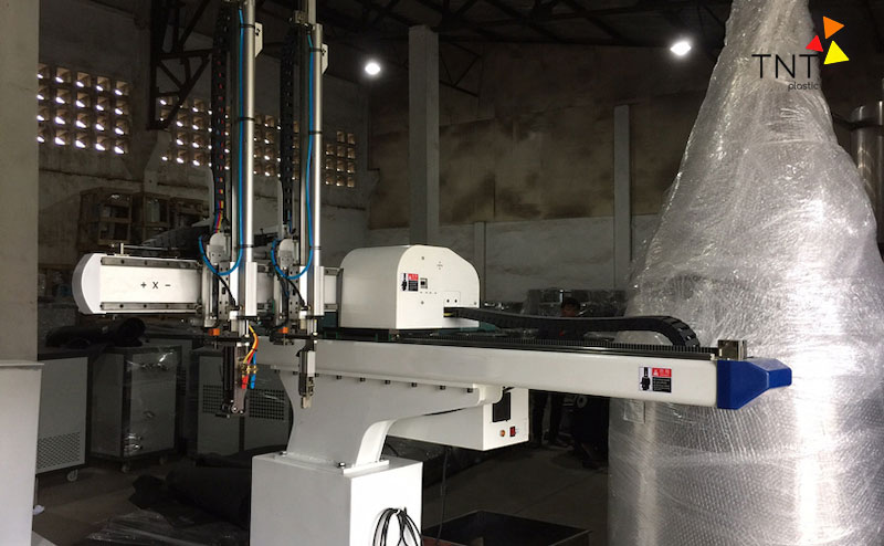 Cánh tay robot của Trung Nguyên TNT Việt Nam