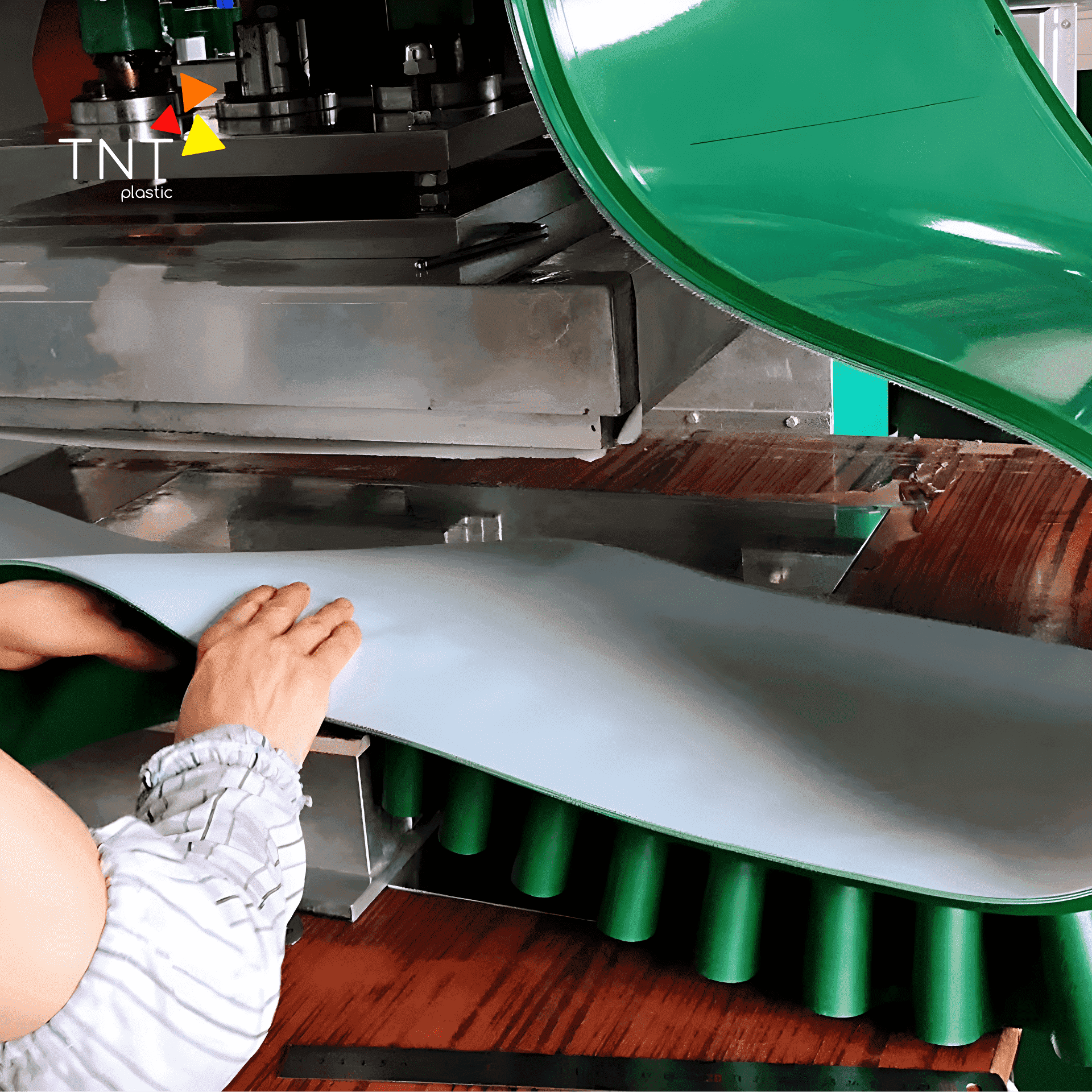 Sử dụng băng tải nhựa pvc cần phải kiểm tra cẩn thận