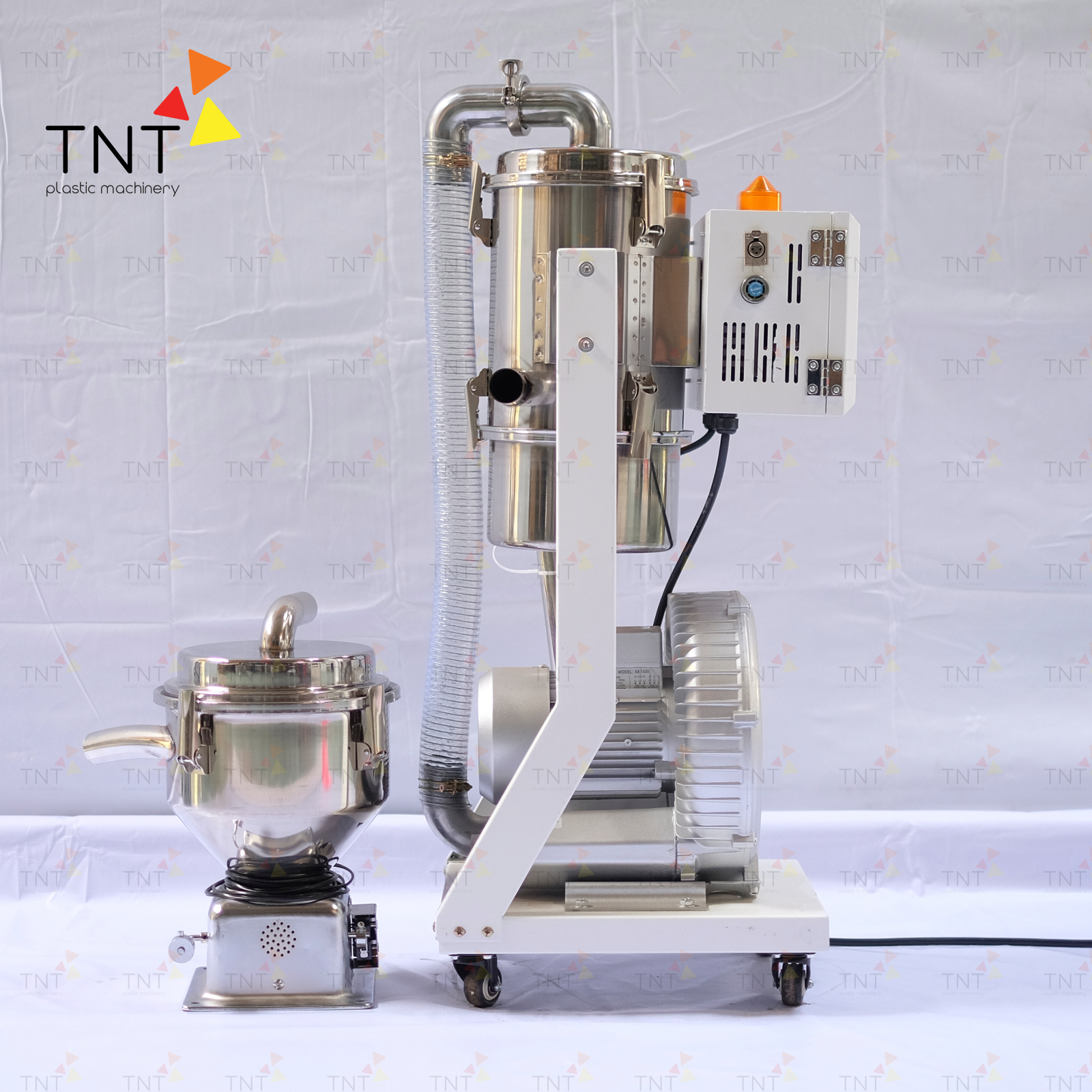 Máy hút hạt nhựa công suất lớn