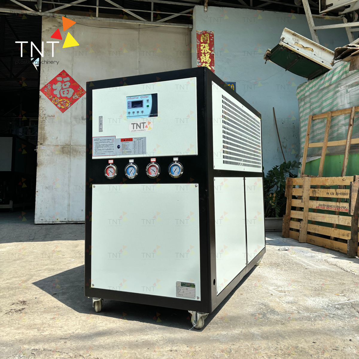 Cách Chọn Máy Chiller Phù Hợp Cho Nhà Máy Ép Phun Nhựa