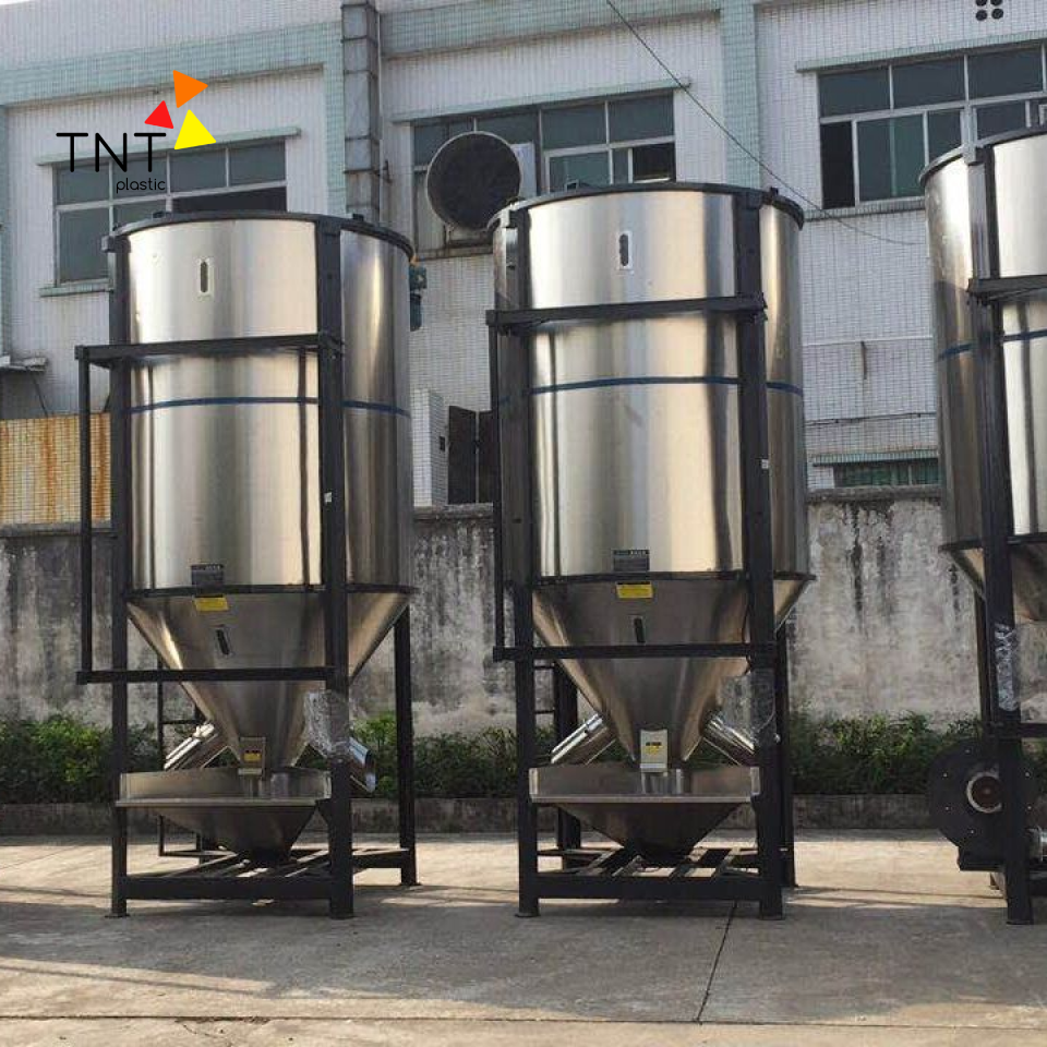 Máy trộn công nghiệp giữ vai trò thiết yếu trong ngành hóa chất 