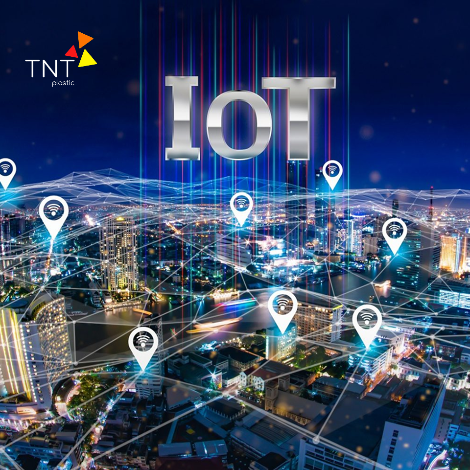 Xu Hướng Chính và Những Đổi Mới Trong Ngành Sản Xuất Nhựa Năm 2025