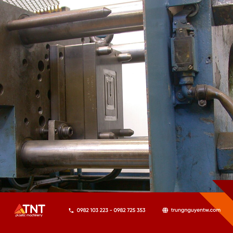 Chọn phụ tùng tương thích máy ép nhựa