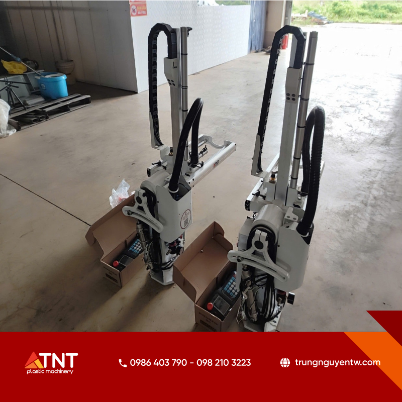 Trung Nguyên TNT là địa chỉ cung cấp robot máy ép nhựa uy tín