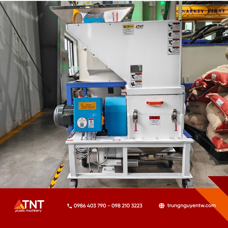 Trung Nguyên TNT là đơn vị uy tín cung cấp máy móc và hệ thống phụ trợ ngành nhựa tại Việt Nam
