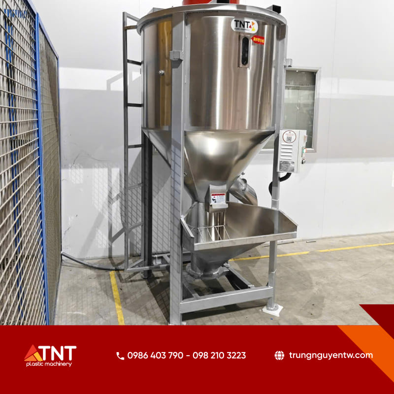 máy trộn đứng công suất lớn Trung Nguyên TNT