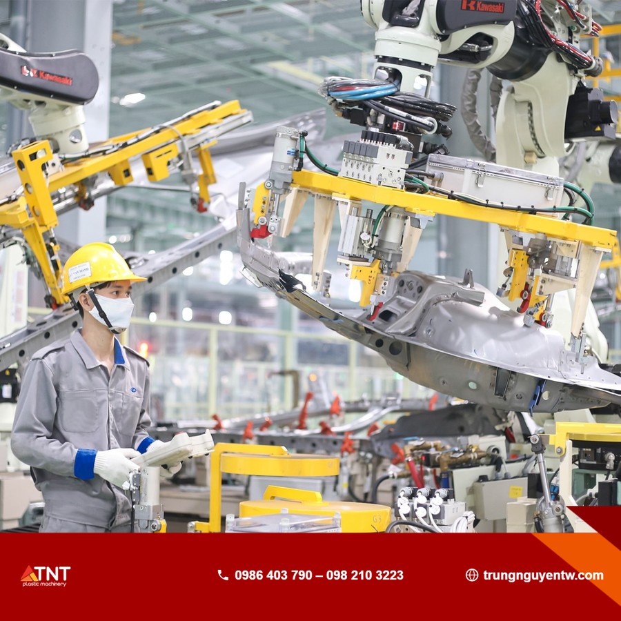 Sự phát triển ngành công nghiệp nhựa thúc đẩy xu hướng lựa chọn máy móc ngành nhựa trong nước phổ biến