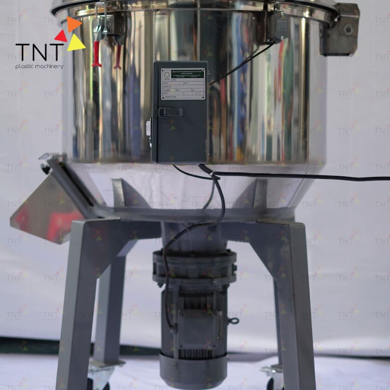 Hệ thống máy trộn nguyên liệu Trung Nguyên TNT với chân đế sắt chắc chắn